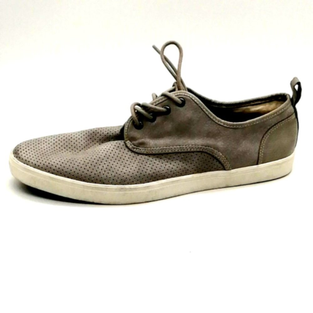 Madden Womens Flat Heel Lace Up Front Sneaker‎ Perforated Front Gray 12
